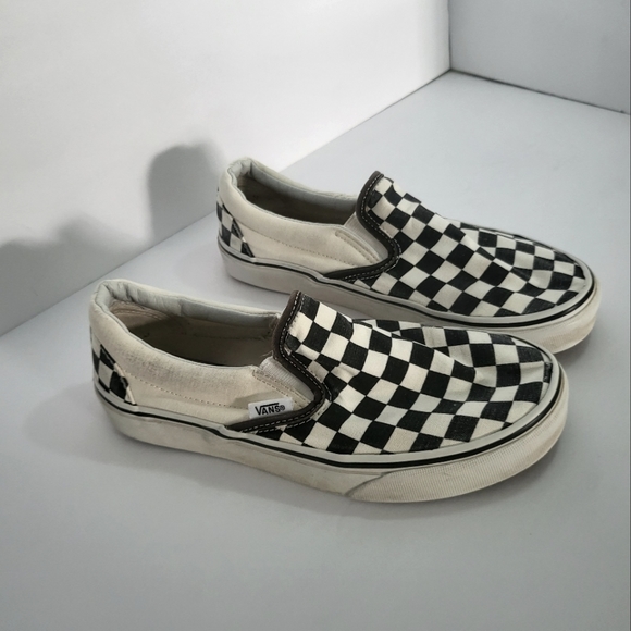 Checkered Vans Shoes - Picture 2 of 3